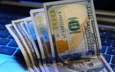 Ámbito – La suba del dólar financiero agitó el nerviosismo: ¿se puede trasladar al dólar blue?